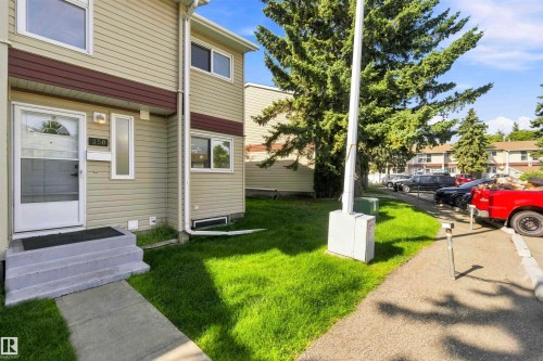 Welcome to 350 Clareview Road NW - 350 Clareview Road Nw, Edmonton, AB - Outdoor