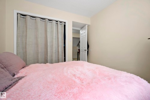 Additional content - #25 3811 85 St Nw, Edmonton, AB - Indoor Photo Showing Bedroom