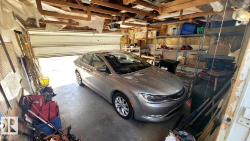 18 Westbend Street, Spruce Grove, AB - Indoor Photo Showing Garage