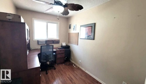18 Westbend Street, Spruce Grove, AB - Indoor Photo Showing Office
