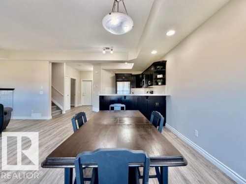 #8 4702 57 Av, Wetaskiwin, AB - Indoor Photo Showing Dining Room