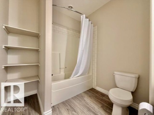 #8 4702 57 Av, Wetaskiwin, AB - Indoor Photo Showing Bathroom