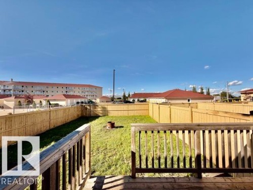 #8 4702 57 Av, Wetaskiwin, AB - Outdoor