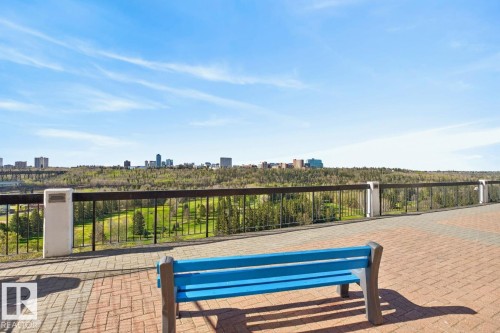 #306 11307 99 Av Nw, Edmonton, AB - Outdoor