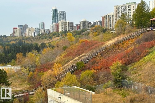 #306 11307 99 Av Nw, Edmonton, AB - Outdoor With View