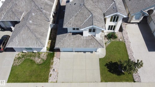 Multi-level residential property with an attached two-car garage - 237 Darlington Crescent Nw, Edmonton, AB - Outdoor