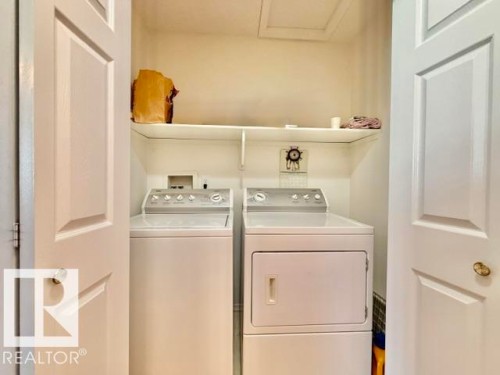 #4 5714 50 St, Wetaskiwin, AB - Indoor Photo Showing Laundry Room