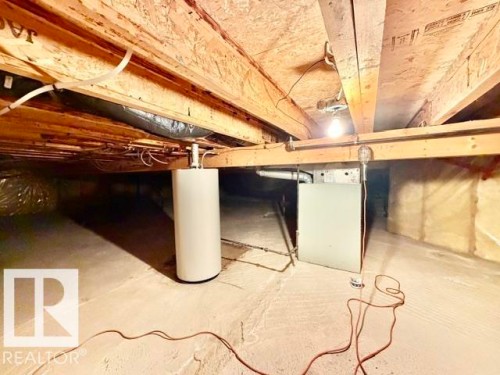 #4 5714 50 St, Wetaskiwin, AB - Indoor Photo Showing Basement