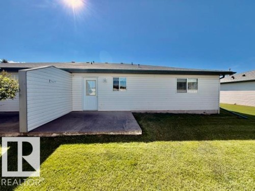 #4 5714 50 St, Wetaskiwin, AB - Outdoor With Exterior