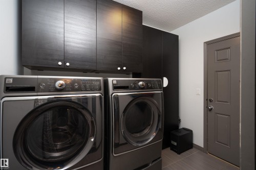 16820 57 Street Nw, Edmonton, AB - Indoor Photo Showing Laundry Room