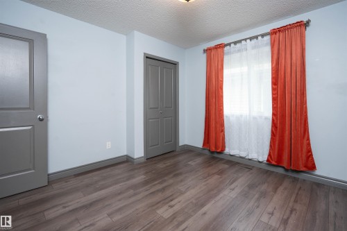 16820 57 Street Nw, Edmonton, AB - Indoor Photo Showing Other Room
