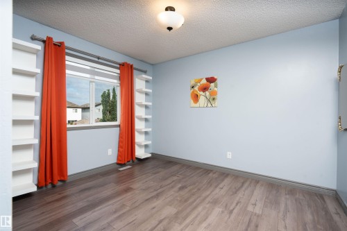 16820 57 Street Nw, Edmonton, AB - Indoor Photo Showing Other Room