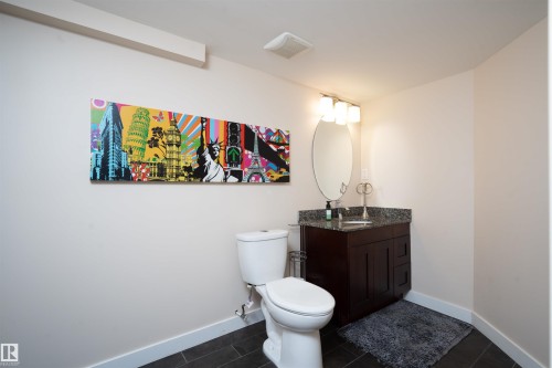 16820 57 Street Nw, Edmonton, AB - Indoor Photo Showing Bathroom