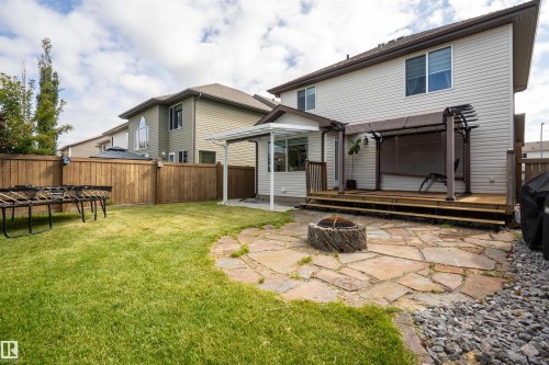 16820 57 Street Nw, Edmonton, AB - Outdoor