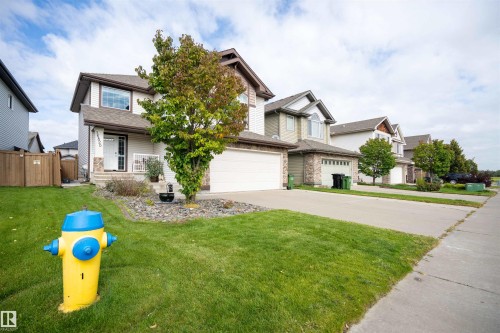 16820 57 Street Nw, Edmonton, AB - Outdoor