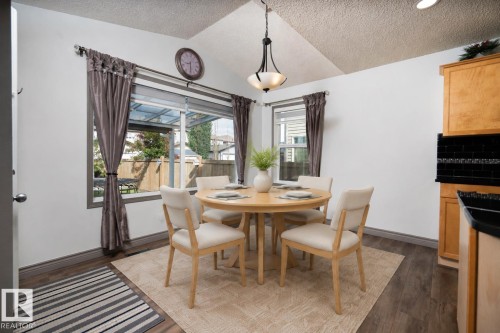 16820 57 Street Nw, Edmonton, AB - Indoor Photo Showing Dining Room