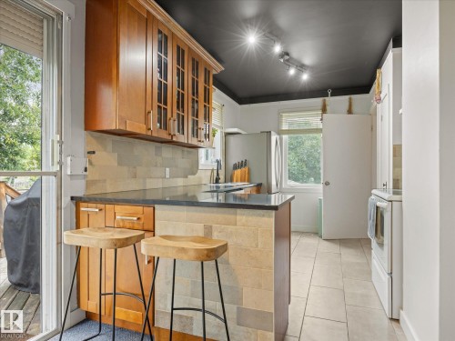 11949 St Albert Trail Nw, Edmonton, AB - Indoor