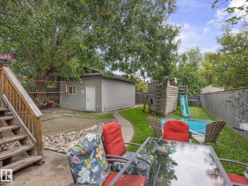 11949 St Albert Trail Nw, Edmonton, AB - Outdoor