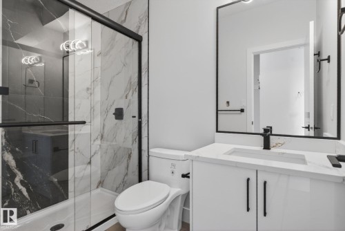 102 Eldridge Point(E), St. Albert, AB - Indoor Photo Showing Bathroom