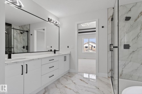 102 Eldridge Point(E), St. Albert, AB - Indoor Photo Showing Bathroom
