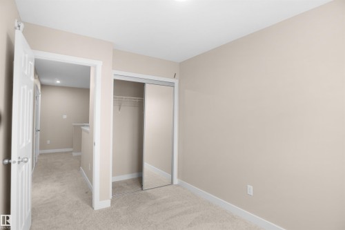 508 176 Avenue Ne, Edmonton, AB - Indoor Photo Showing Other Room