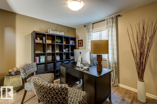 854 Chahley Way Nw, Edmonton, AB - Indoor Photo Showing Office