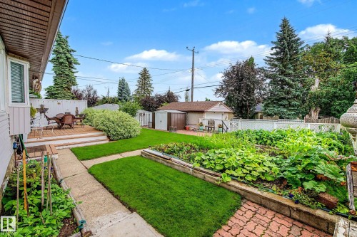 10715 50 Street Nw, Edmonton, AB - Outdoor