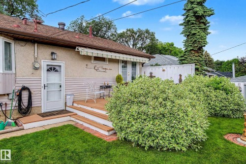 10715 50 Street Nw, Edmonton, AB - Outdoor