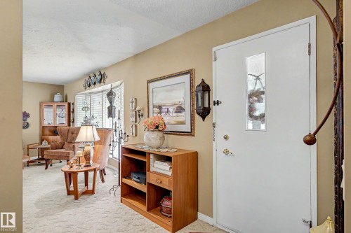 10715 50 Street Nw, Edmonton, AB - Indoor Photo Showing Other Room
