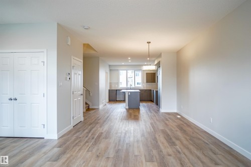21148 25 Avenue Nw, Edmonton, AB - Indoor