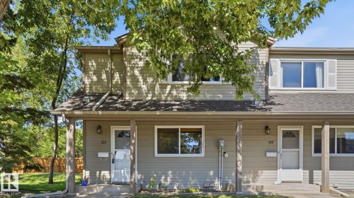 717 VILLAGE Drive   Sherwood Park, AB T8A 4H9