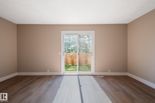 #34 14511 52 St Nw, Edmonton, AB - Indoor Photo Showing Other Room