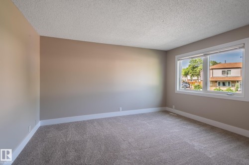 #34 14511 52 St Nw, Edmonton, AB - Indoor Photo Showing Other Room