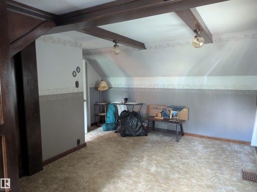 6551 112A Street Nw, Edmonton, AB - Indoor