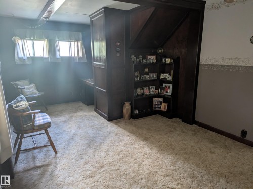 6551 112A Street Nw, Edmonton, AB - Indoor Photo Showing Other Room
