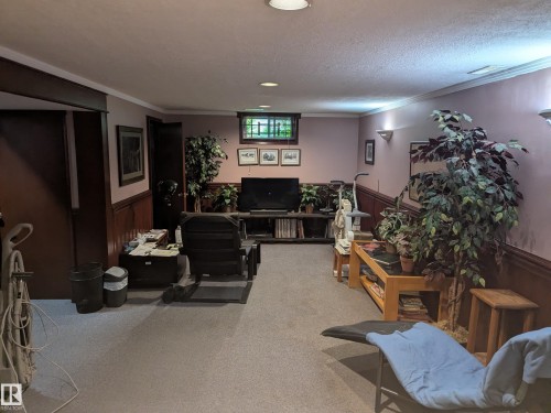 6551 112A Street Nw, Edmonton, AB - Indoor
