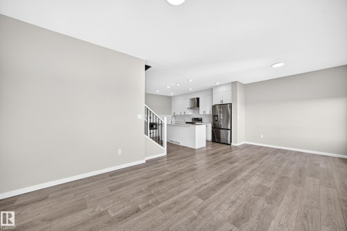 7056 182 Avenue Nw, Edmonton, AB - Indoor