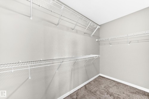 7056 182 Avenue Nw, Edmonton, AB - Indoor With Storage
