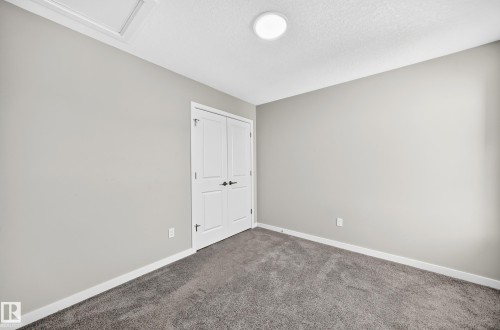 7056 182 Avenue Nw, Edmonton, AB - Indoor Photo Showing Other Room