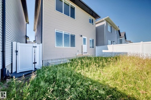 7056 182 Avenue Nw, Edmonton, AB - Outdoor With Exterior