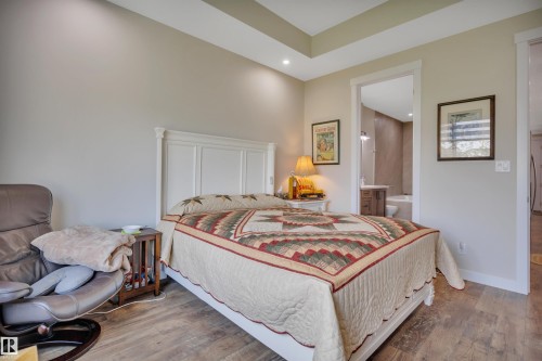122 Aston Bend, Leduc, AB - Indoor Photo Showing Bedroom