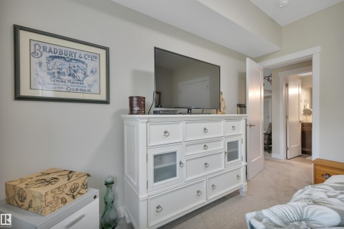 122 Aston Bend, Leduc, AB - Indoor Photo Showing Bedroom