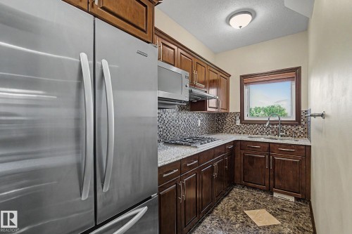 7245 2 Street Sw, Edmonton, AB - Indoor Photo Showing Kitchen