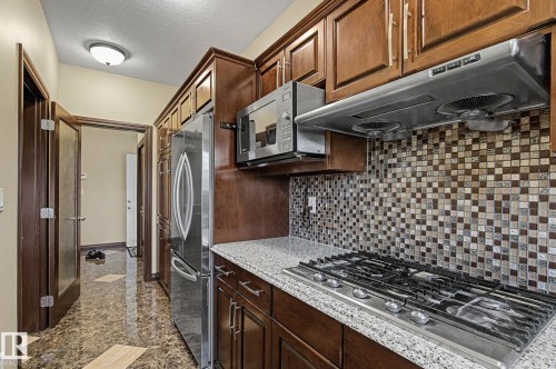 7245 2 Street Sw, Edmonton, AB - Indoor Photo Showing Kitchen