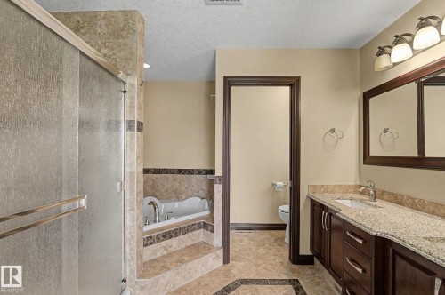 7245 2 Street Sw, Edmonton, AB - Indoor Photo Showing Bathroom