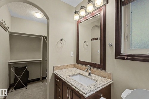 7245 2 Street Sw, Edmonton, AB - Indoor Photo Showing Bathroom