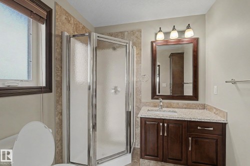 7245 2 Street Sw, Edmonton, AB - Indoor Photo Showing Bathroom