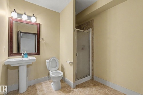 7245 2 Street Sw, Edmonton, AB - Indoor Photo Showing Bathroom