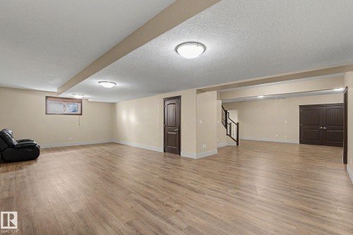7245 2 Street Sw, Edmonton, AB - Indoor