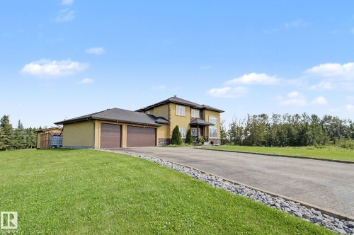 7245 2 Street Sw, Edmonton, AB - Outdoor